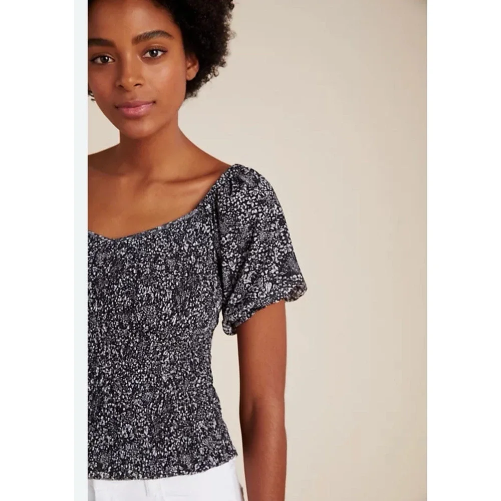 Anthropologie Aurelia Smocked Top Black & White Floral S Puff‎ Sleeve